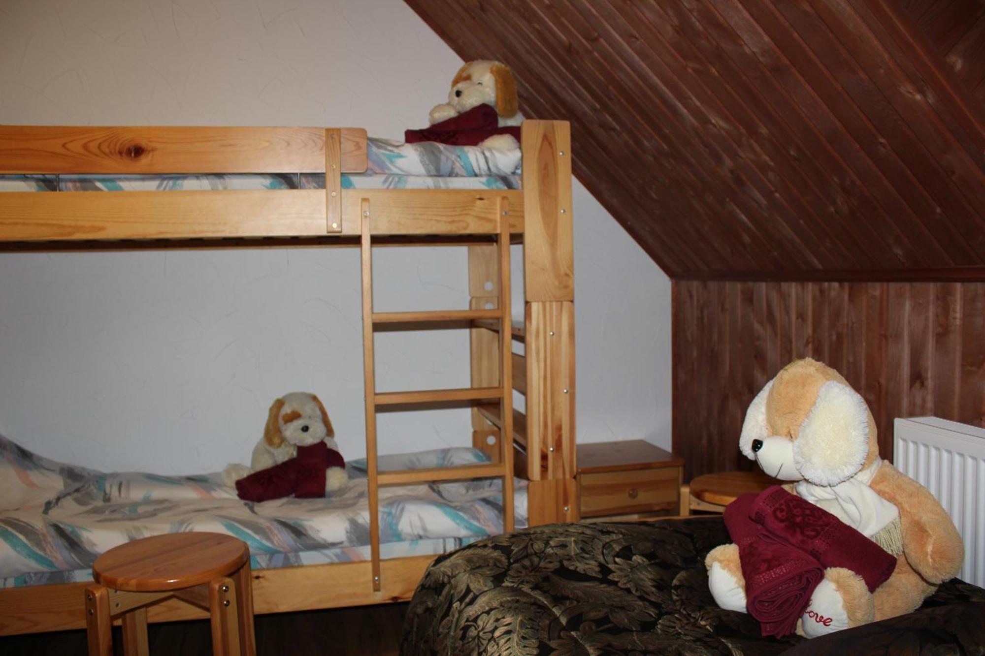 Krapi Guesthouse Treimani Quarto foto