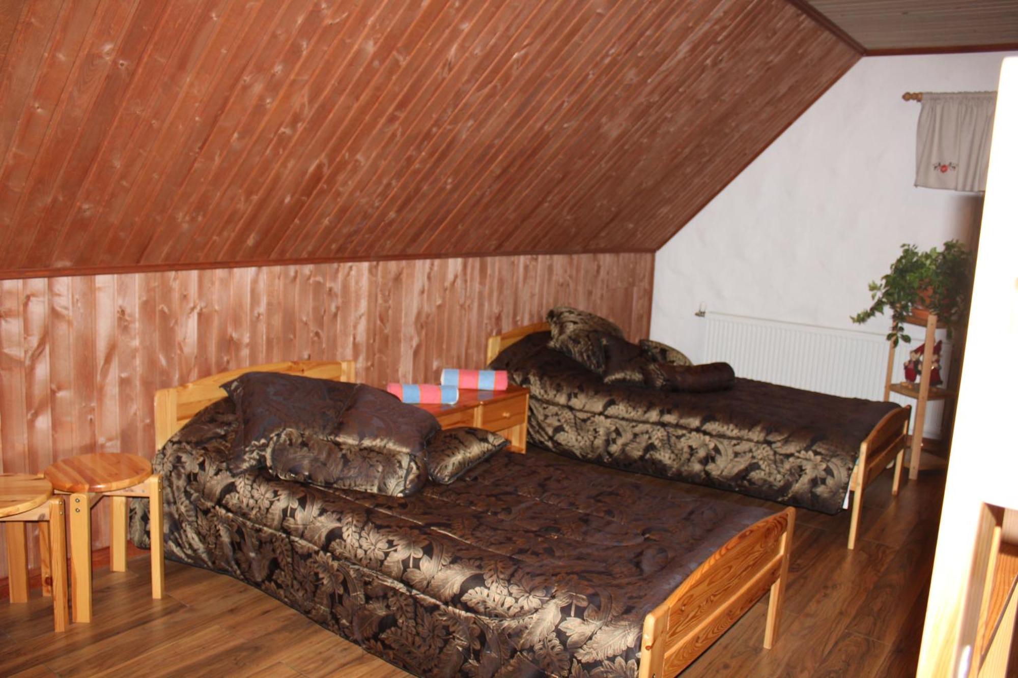Krapi Guesthouse Treimani Quarto foto