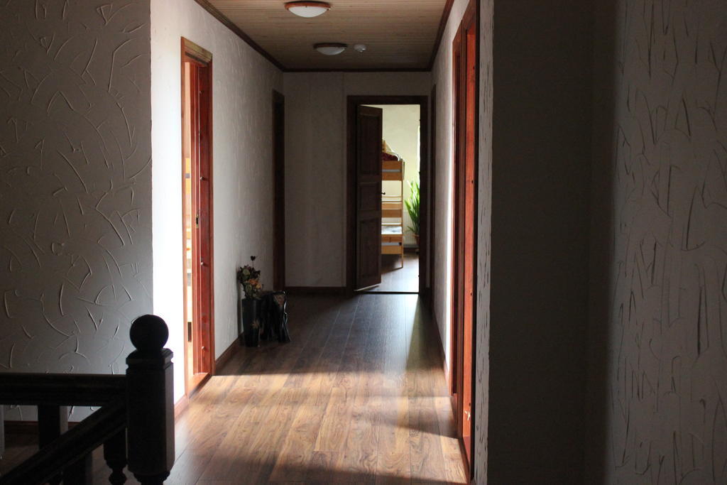 Krapi Guesthouse Treimani Quarto foto